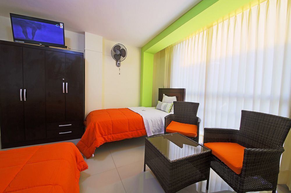 Hostal Florida Chiclayo Exterior photo